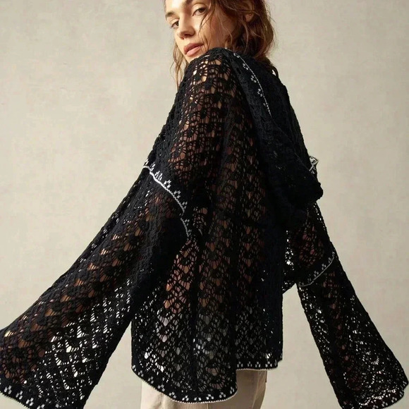 Black Casual Women's V-Neck Drop Shoulder Long Sleeve Loose Sweater - Picture 7 of 7